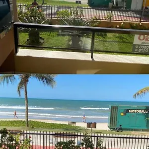 Frente Mar, Meia Praia, Itapema, 3q, Vista O Mar E Churrasqueira Na Sacada Apartamento